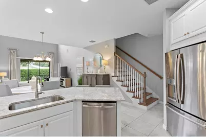 8524 Arabella Lane, Seminole, FL 33777 - Photo 11