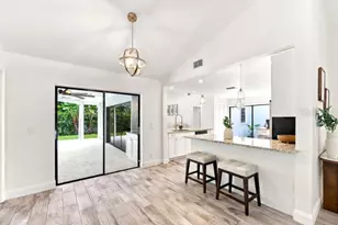 13904 Hayward Pl, Tampa, FL 33618 - Photo 7