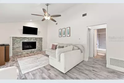 13904 Hayward Place, Tampa, FL 33618 - Photo 17