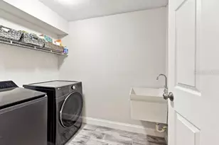 13904 Hayward Pl, Tampa, FL 33618 - Photo 29