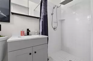 1748 Greenlea Dr, Clearwater, FL 33755 - Photo 25