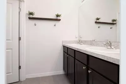 6803 Ezra Loft Place, Zephyrhills, FL 33541 - Photo 21