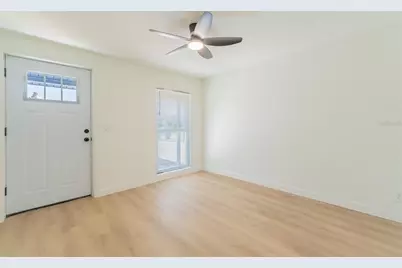 6304 Florida Circle W, Apollo Beach, FL 33572 - Photo 7