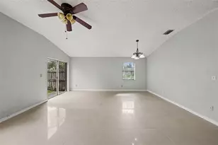 888 Franklin Cir, Palm Harbor, FL 34683 - Photo 11