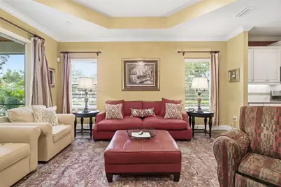 13584 Circa Crossing Drive, Lithia, FL 33547 - Photo 15