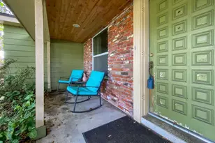 810 Orangeview Dr, Largo, FL 33778 - Photo 3