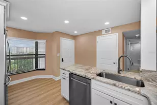 1324 Pasadena Ave S, Saint Petersburg, FL 33707 - Photo 21
