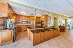 1324 Pasadena Ave S, Saint Petersburg, FL 33707 - Photo 47