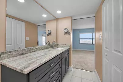 1324 Pasadena Avenue S #605, Saint Petersburg, FL 33707 - Photo 29