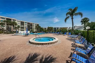 1324 Pasadena Ave S, Saint Petersburg, FL 33707 - Photo 51