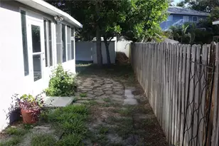 3311 W Marcum St, Tampa, FL 33611 - Photo 47