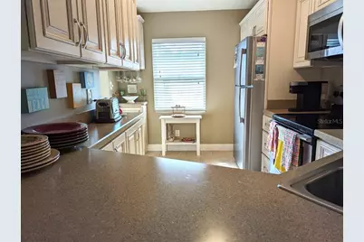 802 Cordova Green #802, Seminole, FL 33777 - Photo 9