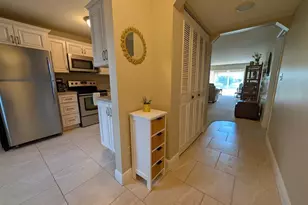 802 Cordova Green, Seminole, FL 33777 - Photo 3