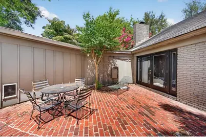 3020 W Villa Rosa Park, Tampa, FL 33611 - Photo 13