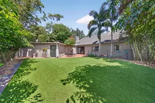 3020 W Villa Rosa Park, Tampa, FL 33611 - Photo 11