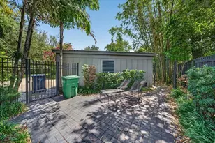 3020 W Villa Rosa Park, Tampa, FL 33611 - Photo 9