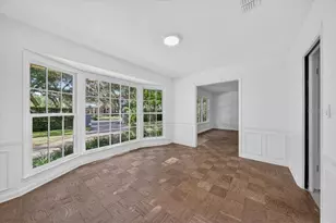 3020 W Villa Rosa Park, Tampa, FL 33611 - Photo 9