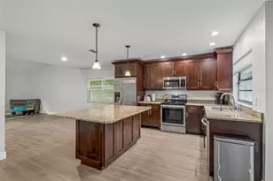 16507 Cranwood Pl, Tampa, FL 33618 - Photo 7