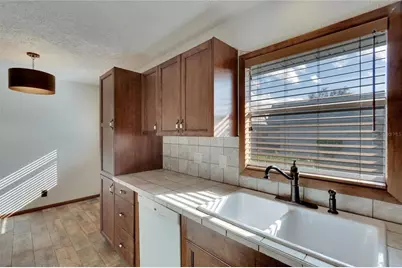 202 Bedford Trail #112, Sun City Center, FL 33573 - Photo 17