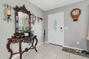 707 Lemonwood Dr, Oldsmar, FL 34677 - Photo 5