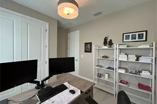 6085 Hidden Br Dr, Apollo Beach, FL 33572 - Photo 9