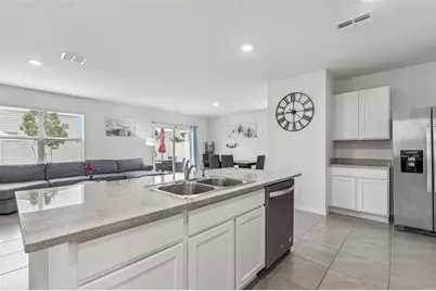 5667 Chorleywood Lane, Wesley Chapel, FL 33545 - Photo 11