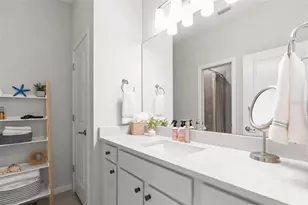 351 Surfside Ave NE, Saint Petersburg, FL 33716 - Photo 29