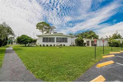 6004 Alpine Drive, Zephyrhills, FL 33542 - Photo 43