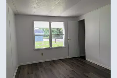 4706 Coats Road, Zephyrhills, FL 33541 - Photo 45