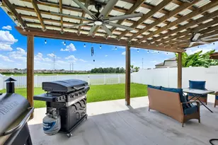 7505 Samuel Ivy Dr, Tampa, FL 33619 - Photo 41