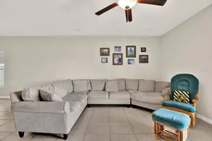 7505 Samuel Ivy Dr, Tampa, FL 33619 - Photo 19
