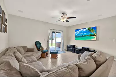 7505 Samuel Ivy Drive, Tampa, FL 33619 - Photo 15