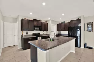 7505 Samuel Ivy Dr, Tampa, FL 33619 - Photo 13