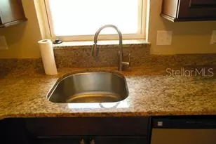 7100 Dartmouth Ave N, Saint Petersburg, FL 33710 - Photo 11