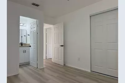1102 E 108th Avenue, Tampa, FL 33612 - Photo 5