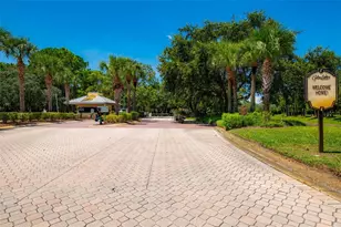9250 Mississippi Run, Weeki Wachee, FL 34613 - Photo 73