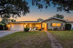 1950 Rebecca Dr, Clearwater, FL 33764 - Photo 31