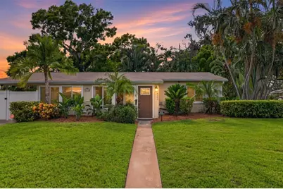 4392 Walnut Street NE, Saint Petersburg, FL 33703 - Photo 1