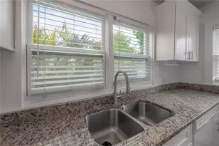 405 E Cayuga St, Tampa, FL 33603 - Photo 15