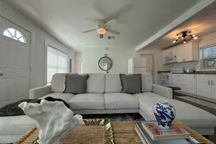 405 E Cayuga St, Tampa, FL 33603 - Photo 9