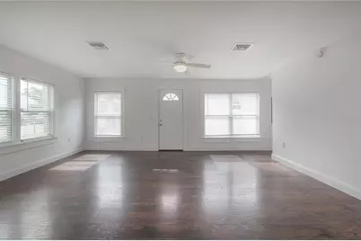 405 E Cayuga Street, Tampa, FL 33603 - Photo 11