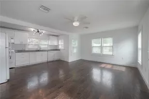 405 E Cayuga St, Tampa, FL 33603 - Photo 13