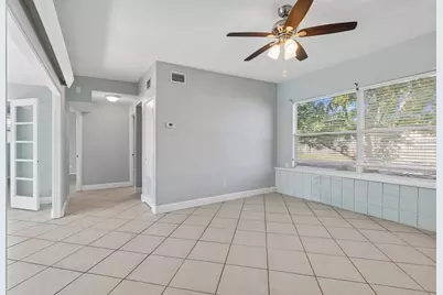 516 64th Street S, Saint Petersburg, FL 33707 - Photo 13