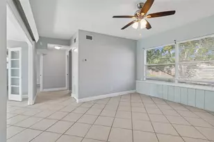 516 64th St S, Saint Petersburg, FL 33707 - Photo 13