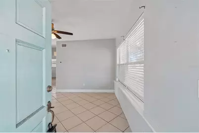516 64th Street S, Saint Petersburg, FL 33707 - Photo 9