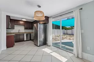 516 64th St S, Saint Petersburg, FL 33707 - Photo 27