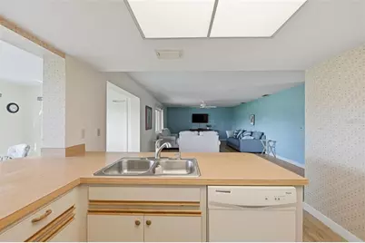 2118 Harleston Place #212, Sun City Center, FL 33573 - Photo 15