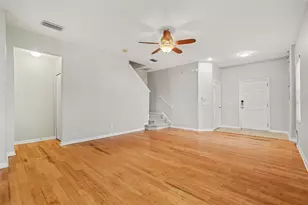 10536 Shady Falls Ct, Riverview, FL 33578 - Photo 5