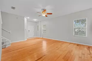 10536 Shady Falls Ct, Riverview, FL 33578 - Photo 7