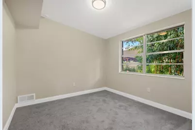 3407 W New Orleans Avenue, Tampa, FL 33614 - Photo 17